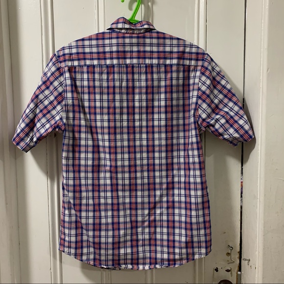 Croft & Barrow s/s button down. Small - Picture 2 of 3
